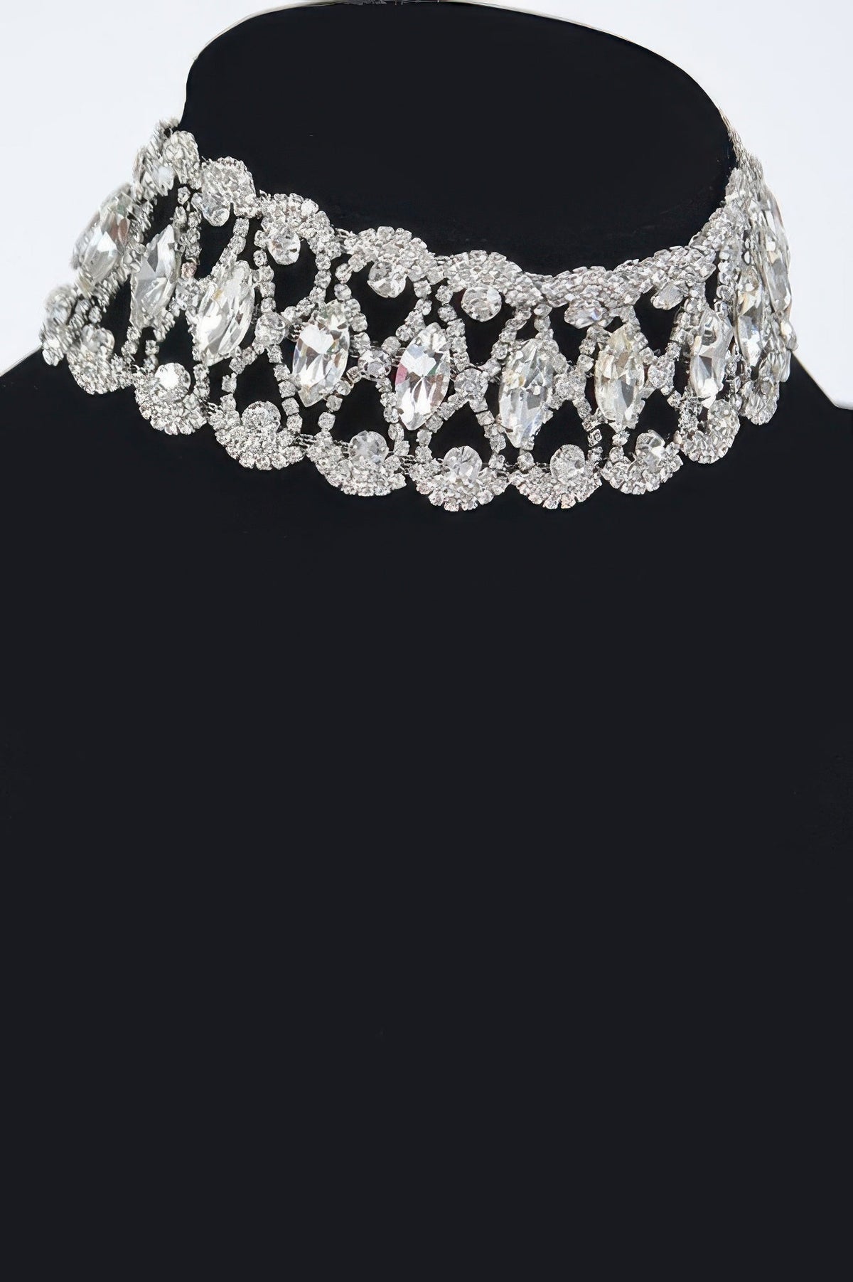 WOMEN'S NECKLACE Elegant Prêt-À-Porter New Collection CENTRAL PARK BYMANYC ® New York
