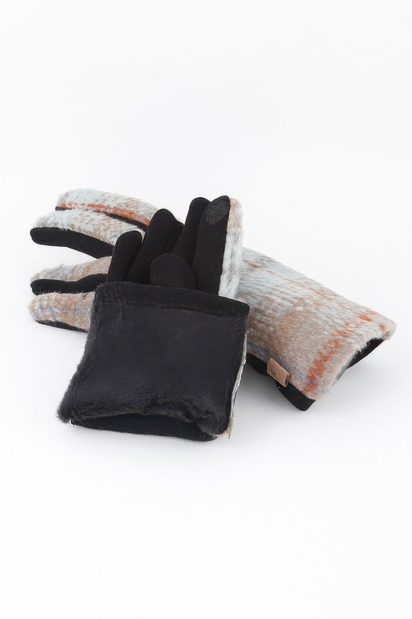 WOMEN'S GLOVES Eco-Friendly Prêt-À-Porter New Collection SOHO BYMANYC ® New York