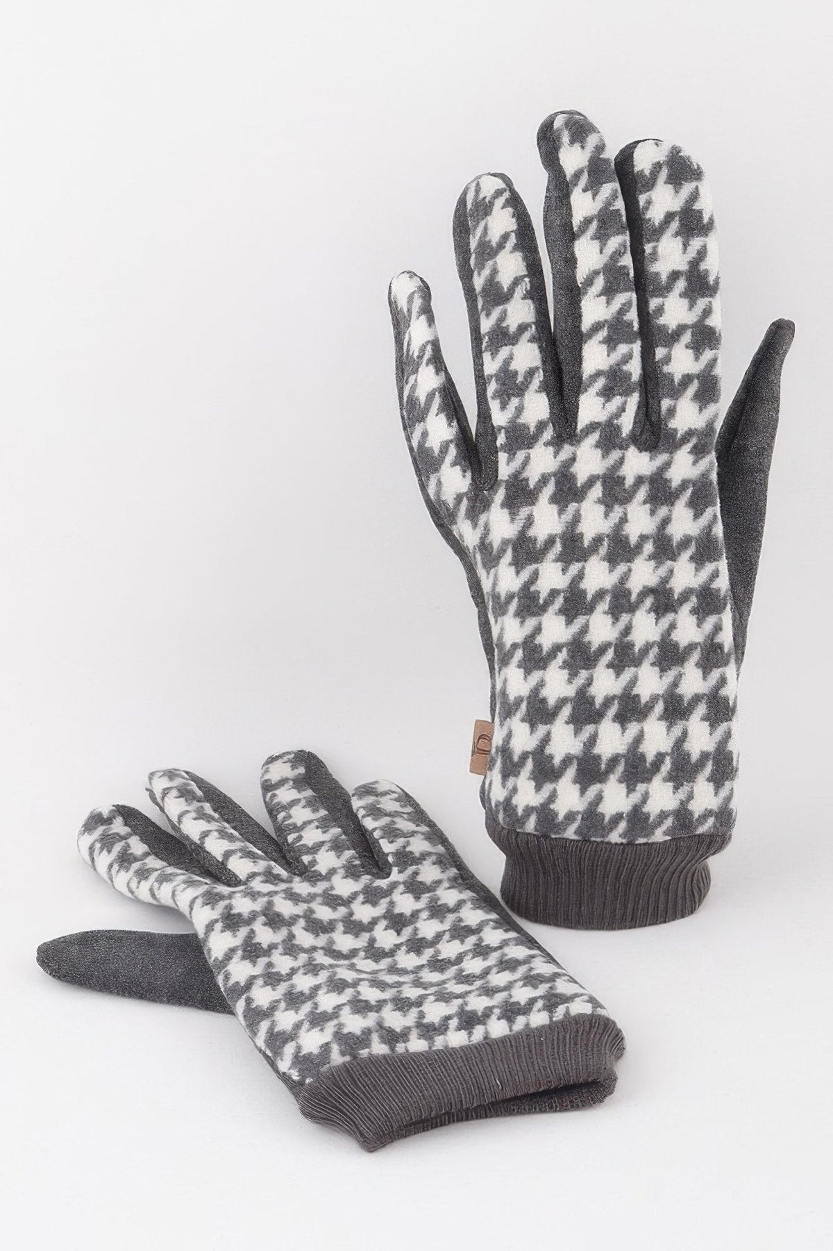 WOMEN'S GLOVES Eco-Friendly Prêt-À-Porter New Collection GREENWICH VILLAGE BYMANYC ® New York