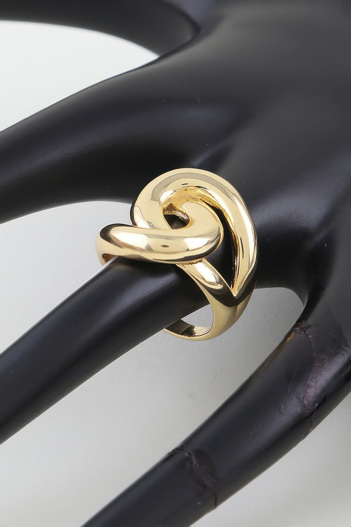 Women's Statement Ring Polished Interloop BYMANYC ® New York SLEEK GEOMETRIC TWIST BAND - New Collection