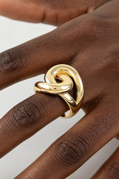 Women's Statement Ring Polished Interloop BYMANYC ® New York SLEEK GEOMETRIC TWIST BAND - New Collection