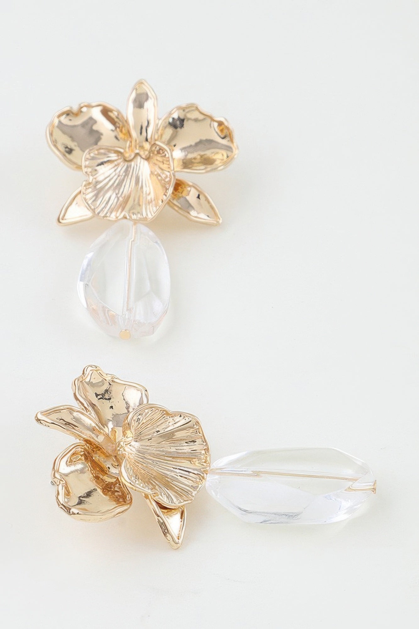 Women's Drop Earrings Hammered Orchid Accent BYMANYC ® New York BLOOMING BOTANICAL DANGLE EARRINGS - New Collection