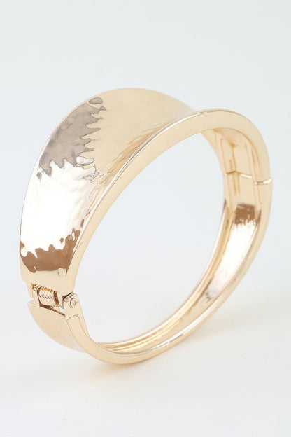 Women's Cuff Bracelet Hammered Leaf Clasp BYMANYC ® New York BOTANICAL OPEN STATEMENT BANGLE - New Collection