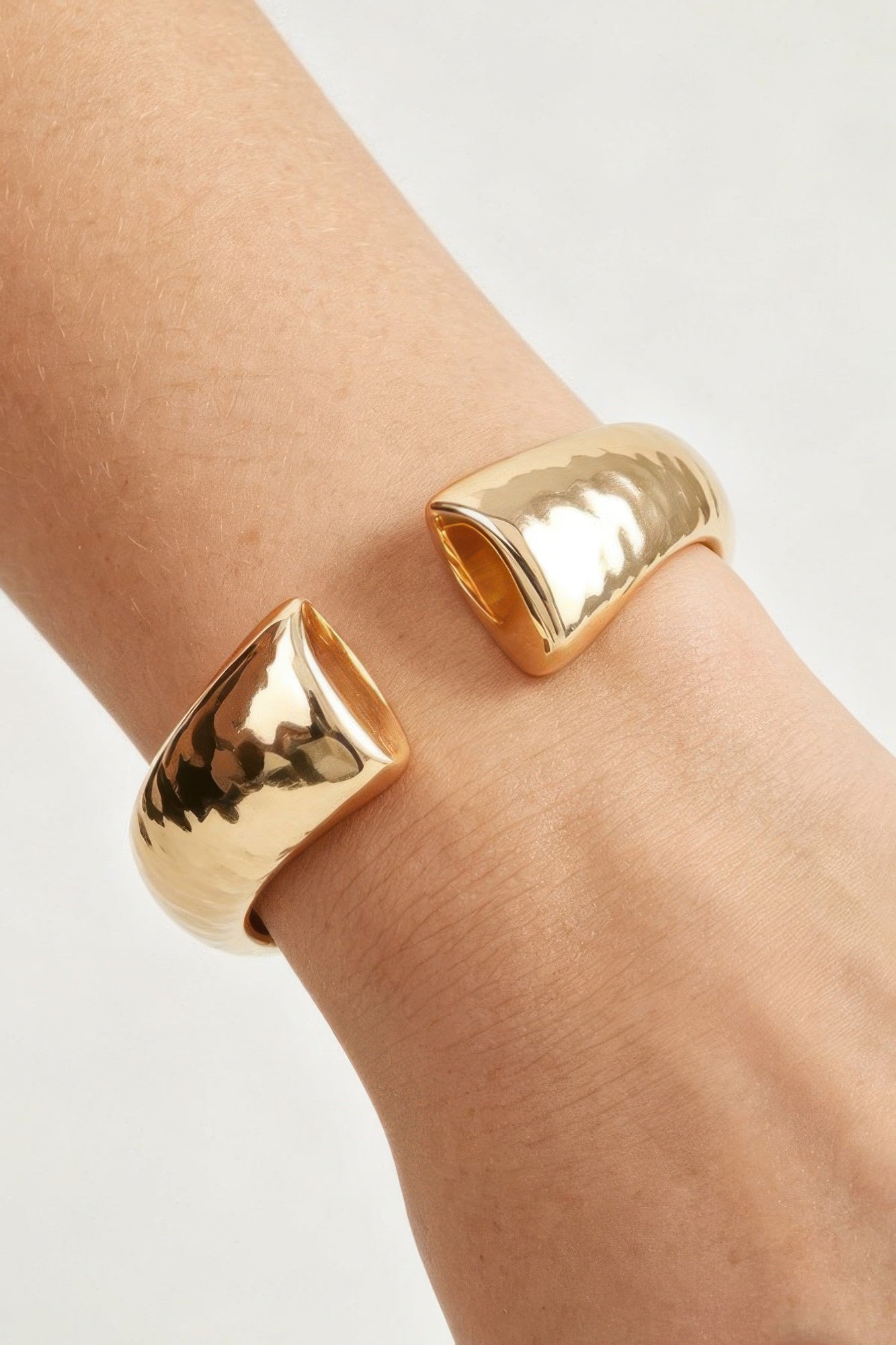 Women's Cuff Bracelet Hammered Open Clasp BYMANYC ® New York MODERN TEXTURED OPEN BANGLE - New Collection