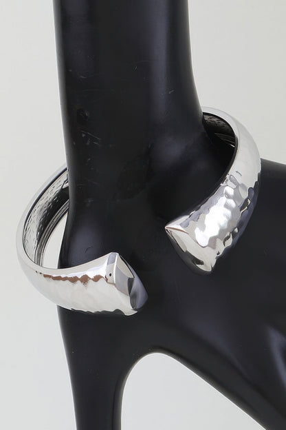 Women's Cuff Bracelet Hammered Open Clasp BYMANYC ® New York MODERN TEXTURED OPEN BANGLE - New Collection