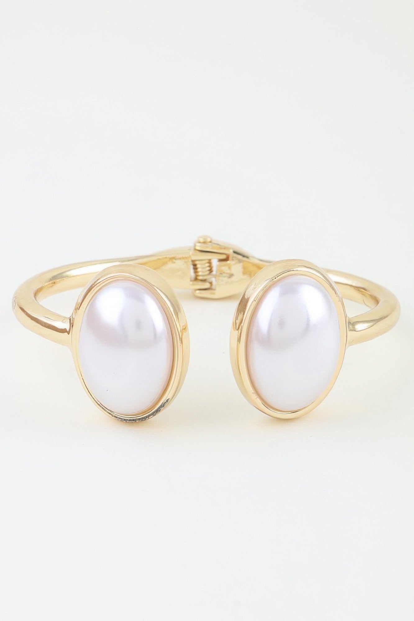 Women's Bracelet Cuff Pearl BYMANYC ® New York MADISON PEARL CUFF - New Collection