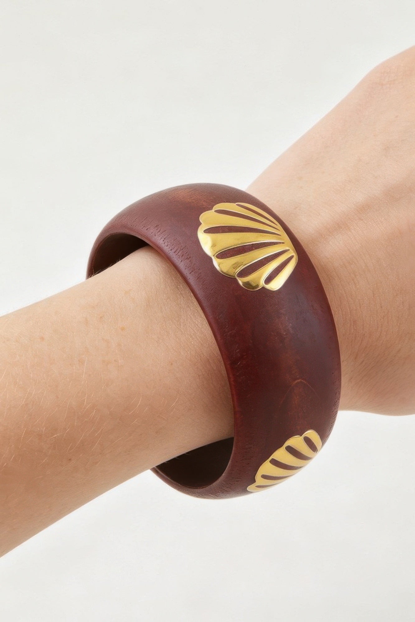 Women's Bracelet Cuff Clam BYMANYC ® New York HAMPTONS GRAIN - New Collection