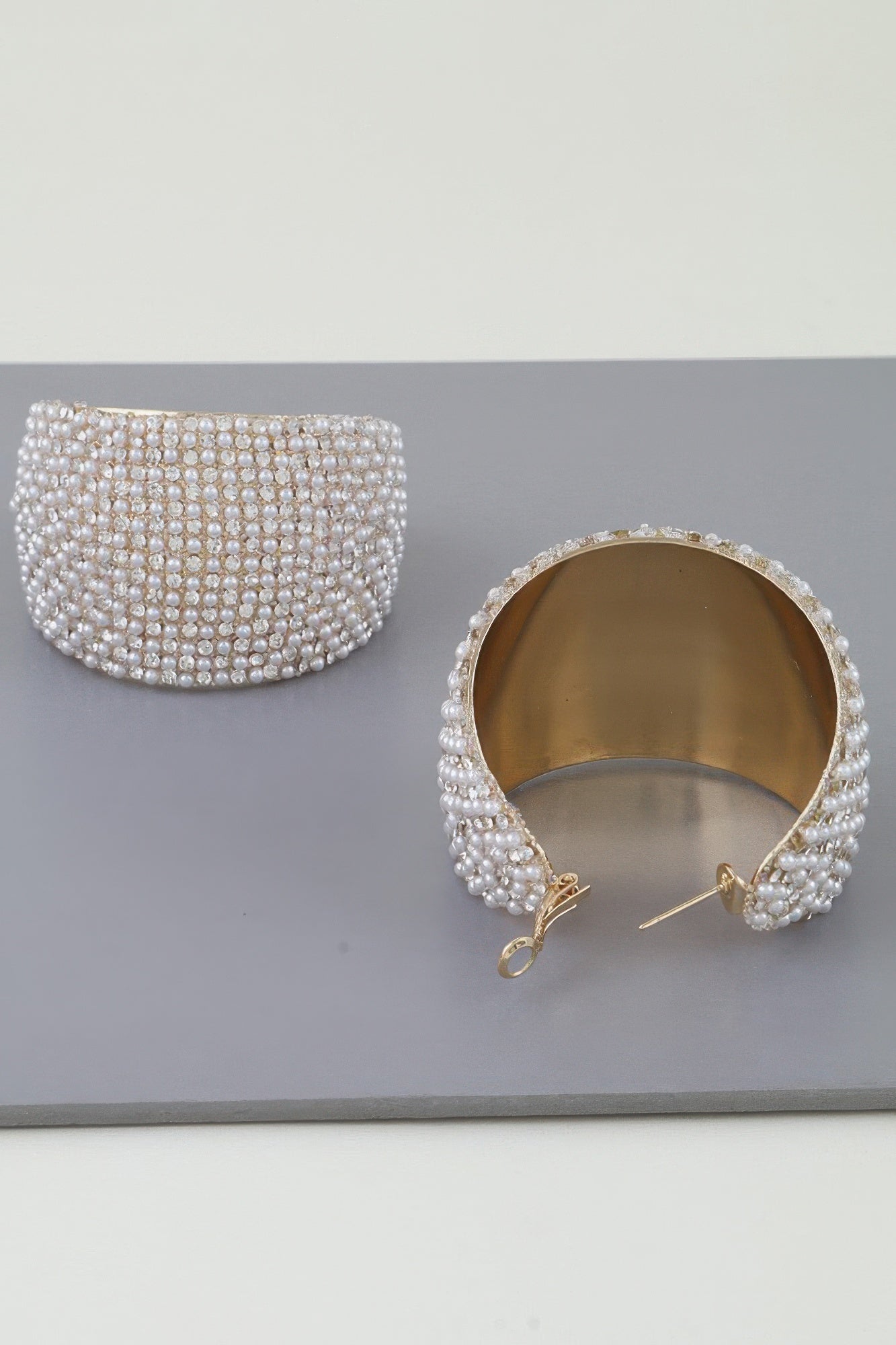 Women's Earrings Hoops Pearl BYMANYC ® New York HUDSON CRESCENT - New Collection