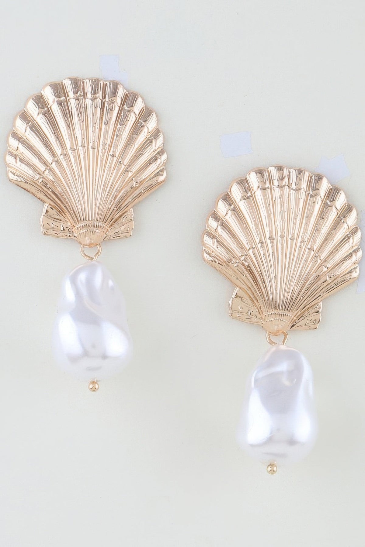 Women's Multi Clam Pearl Drop Earrings Prêt-À-Porter BYMANYC ® New York - New Collection