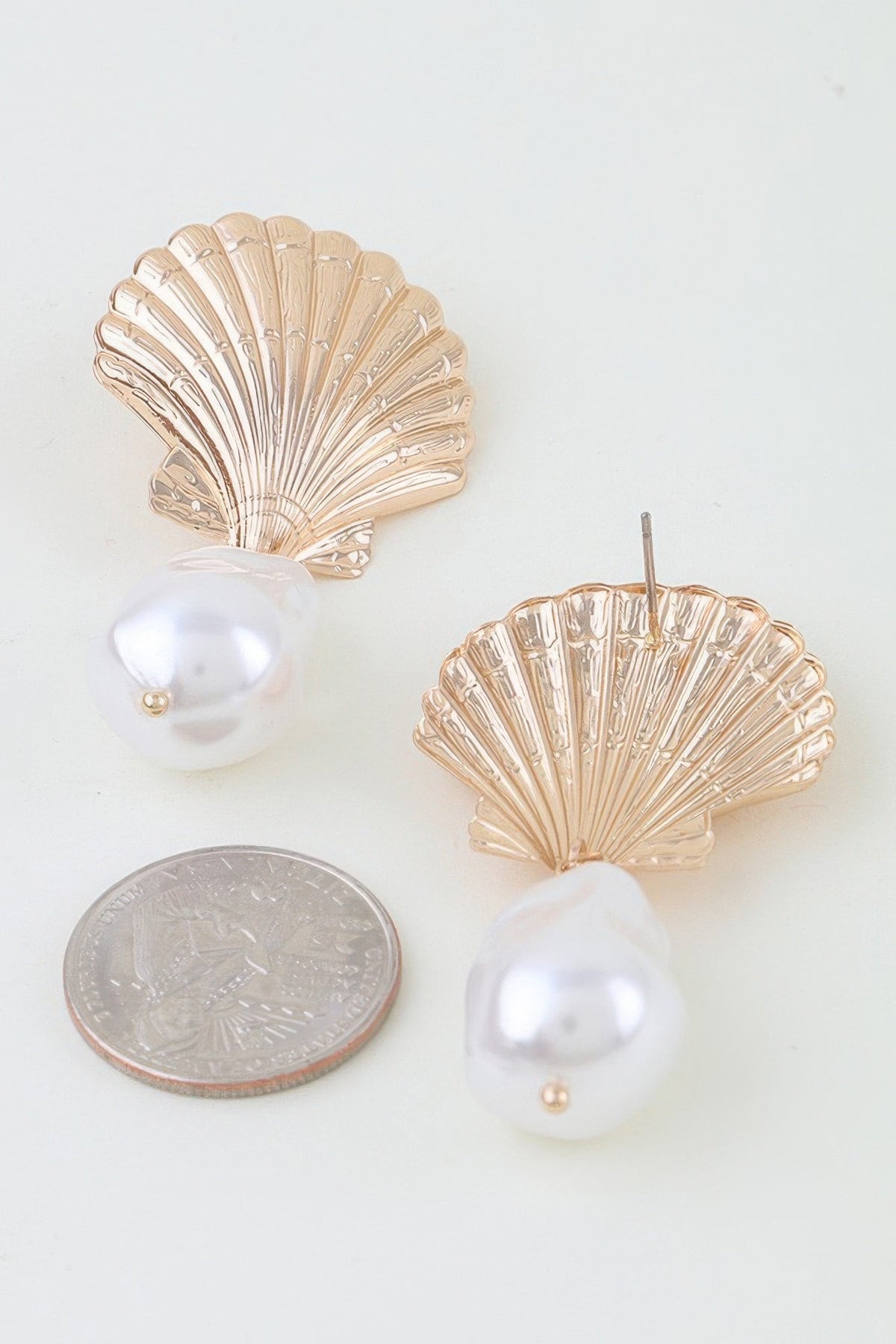 Women's Multi Clam Pearl Drop Earrings Prêt-À-Porter BYMANYC ® New York - New Collection