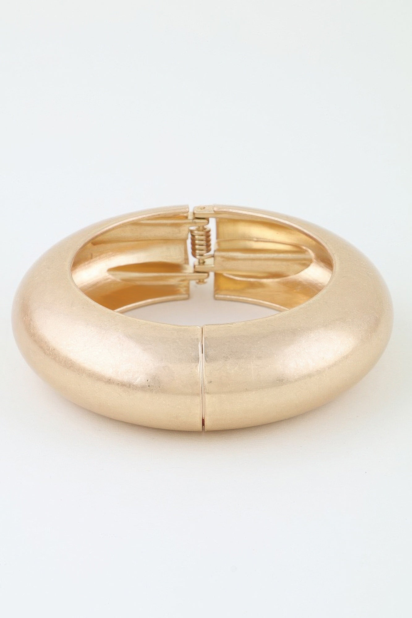 WOMEN'S BRACELETS Trending Prêt-À-Porter New Collection GREENWICH VILLAGE BYMANYC ® New York