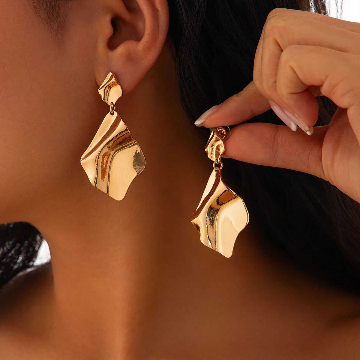 WOMEN'S EARRINGS Gold Color HUDSON - BYMANYC ® New York