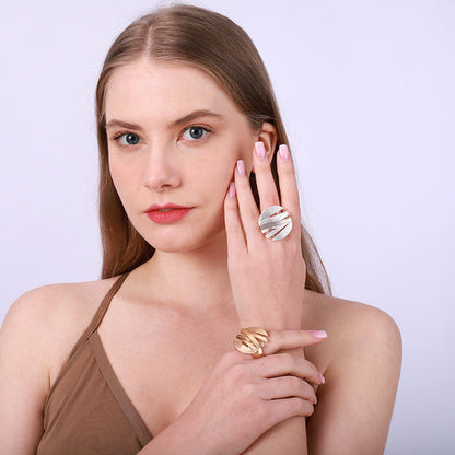 WOMEN'S RING Gold Color BROOKLYN - BYMANYC ® New York