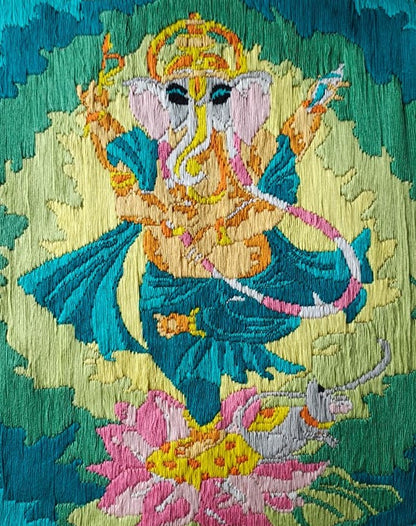 🧵Lord Ganesha on Lotus