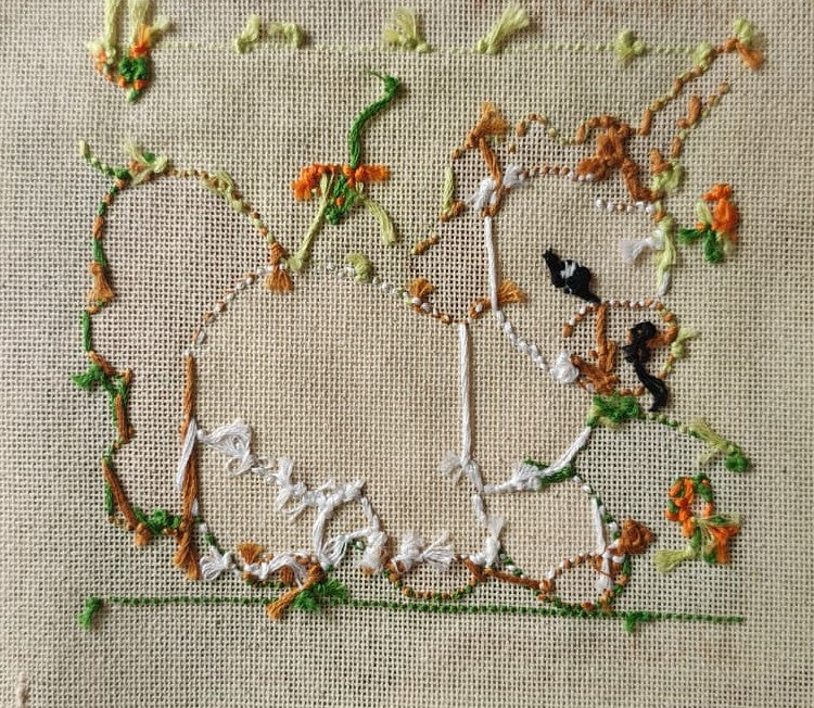 🧵Playful Unicorn in Bloom