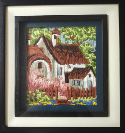 🧵Countryside Cottage in Bloom