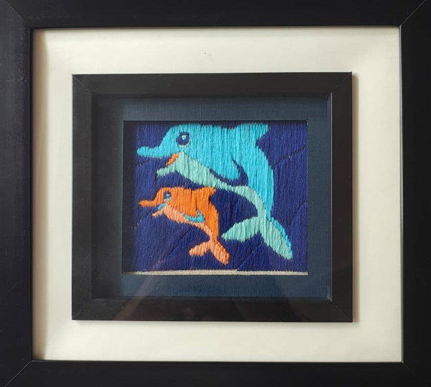 🧵Dolphin Harmony