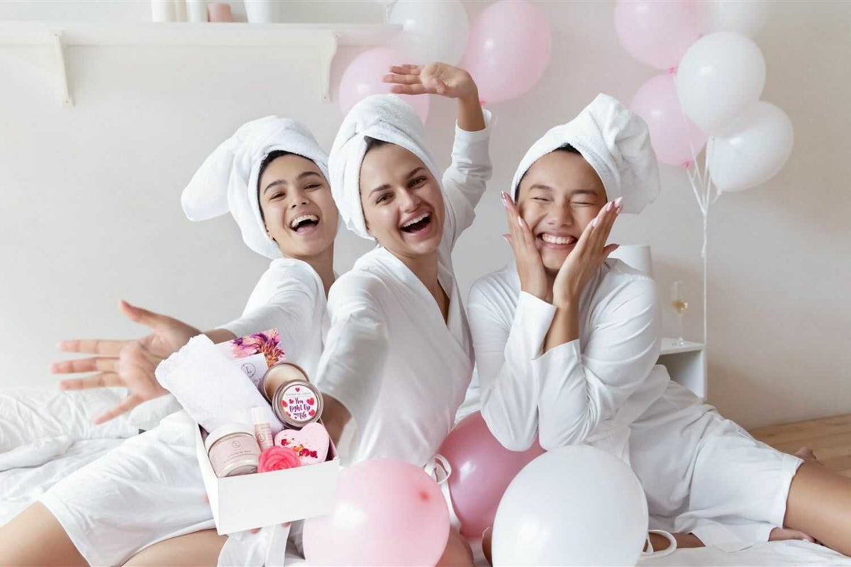 LOVE Gift Box – Natural Spa Gift for Mom, Sister & BFF