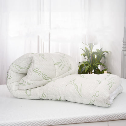 Bamboo Blend Waterproof Mattress Protector Queen Size– 180g 35% Bamboo / 65% Polyester Air Layer Top, TPU-Backed, 1000g 3D+7D Fill, 21' Deep Pocket, Soft & Quiet for All Seasons