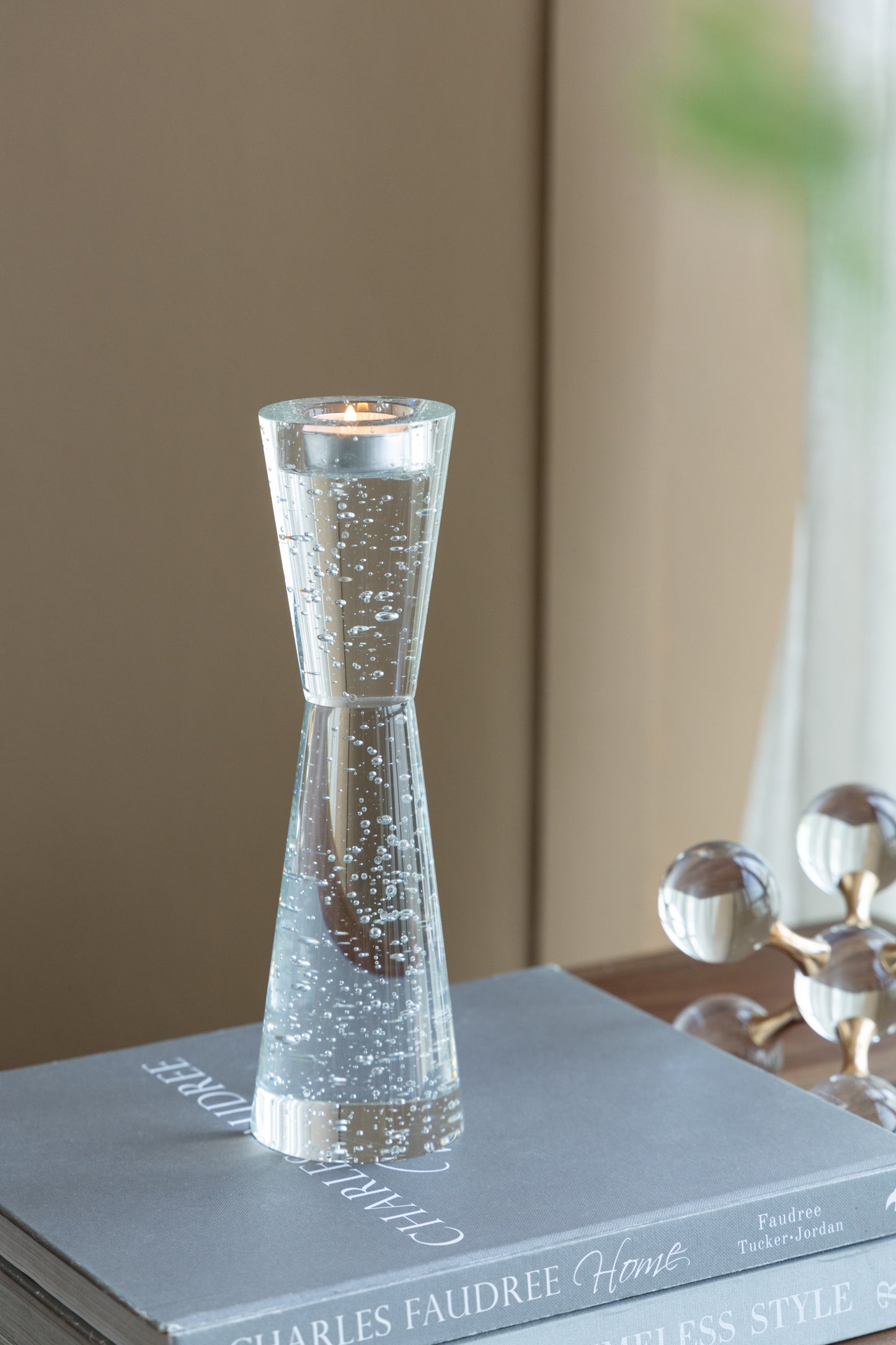 D3.1x10.4' Bubble Candle Holder