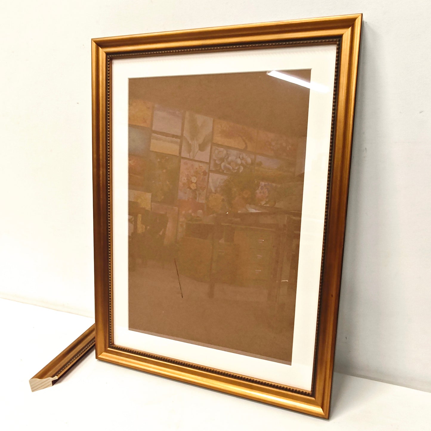 18x24 Inches Solid Wood Picture Frame – Replaceable Canvas Art Frame with Organic Glass, Elegant Framed Wall Decor for Living Room and Bedroom