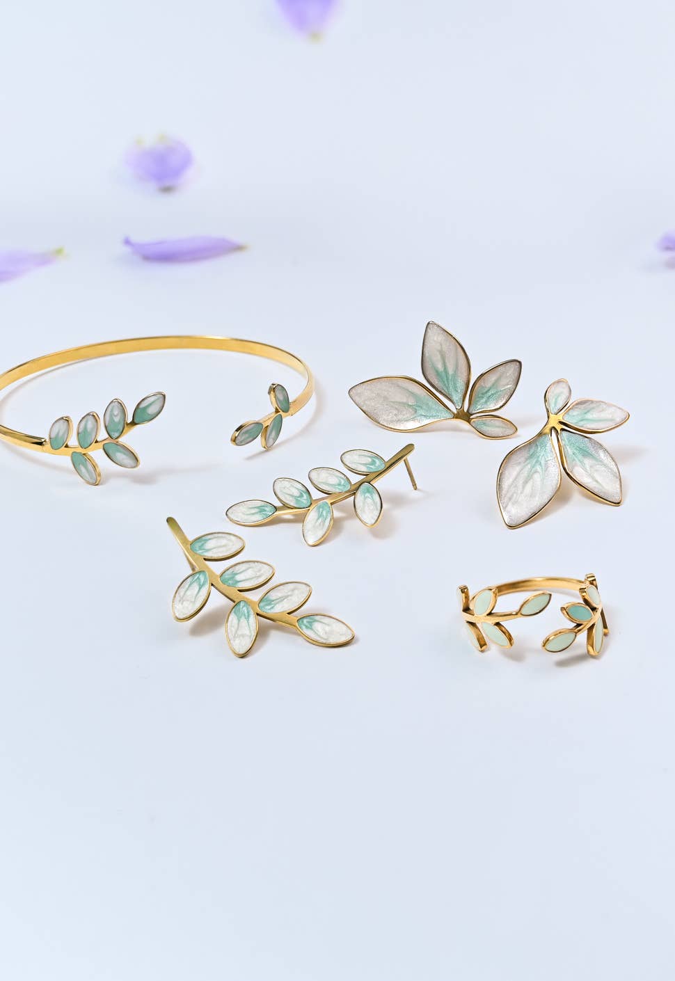 Hope Grows Mint Leaf Bracelet