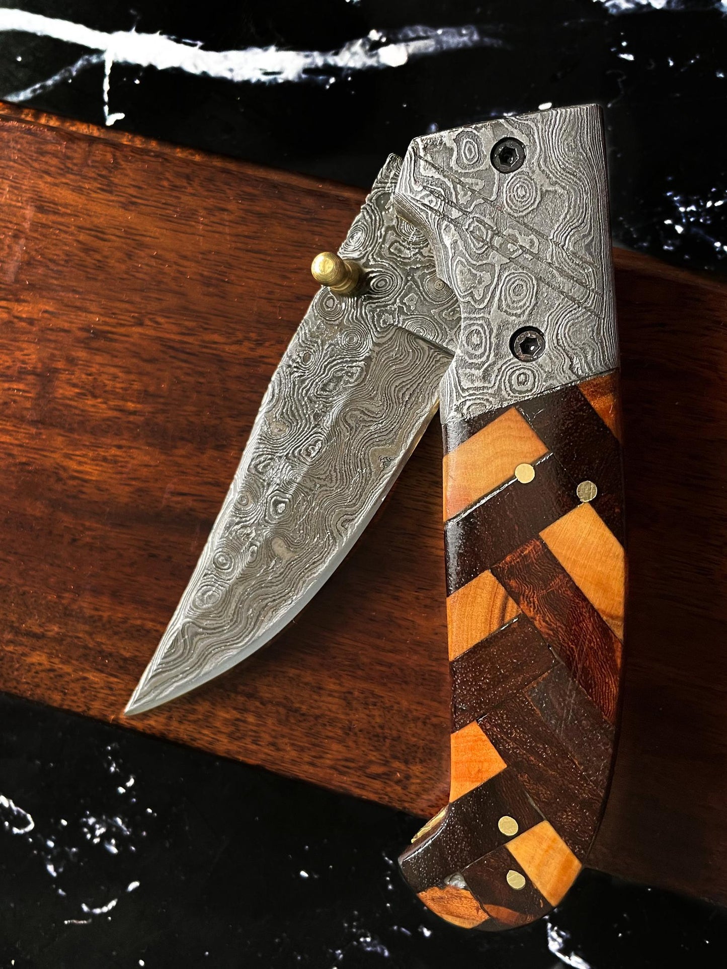 Custom Checkered Titan Classico - Raindrop Damascus Folding Blade/ EDC/ Checkered (Walnut & Olive)  TF-001Y