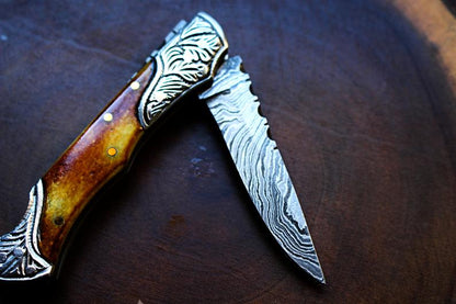 Damascus Steel Handmade Pocket Knife With Burn Bone Handles With Steel Bolsters TF-30