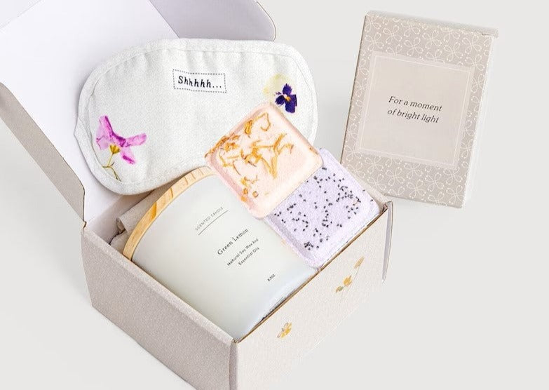 Green Lemon Spa Gift Box – Candle, Shower Steamers & Eye Mask