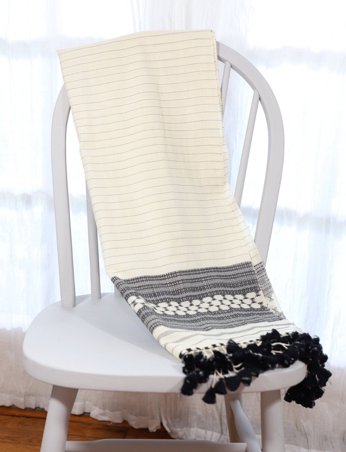 Black and White Kutch Scarf